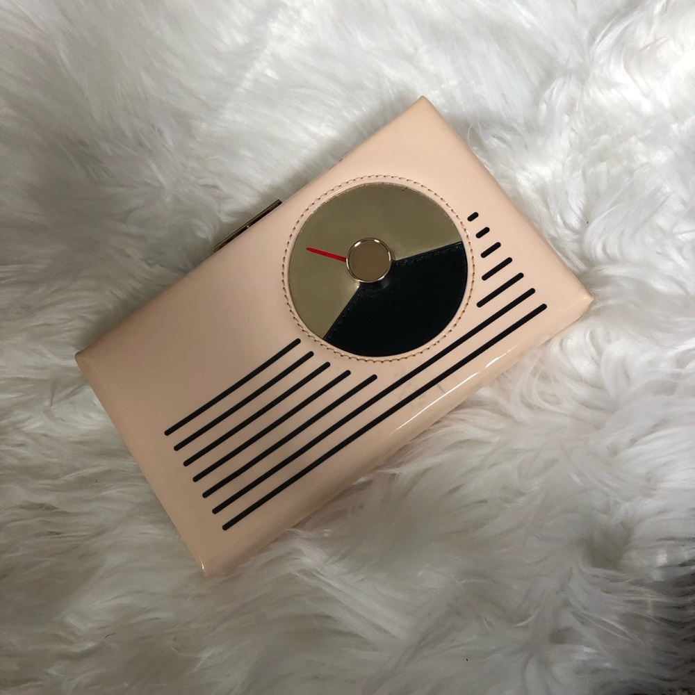 KSNY RADIO CLUTCH
